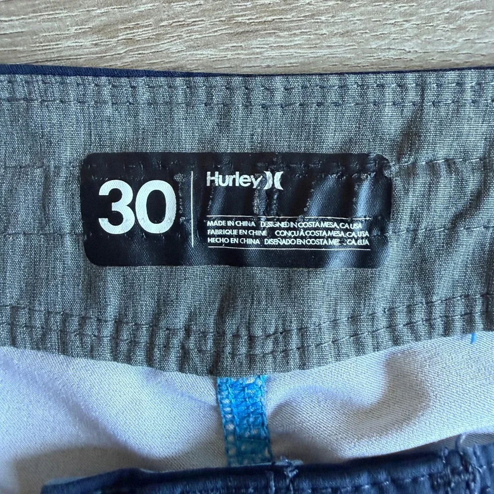 Hurley Phantom Board Shorts Mens 30 Blue Green Ombre Striped Swim Trunks GS29200